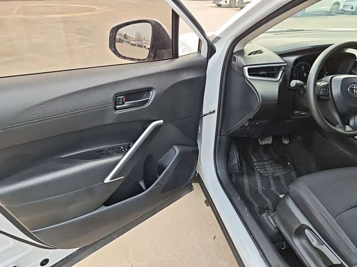 Фото 9 - Toyota Corolla Cross