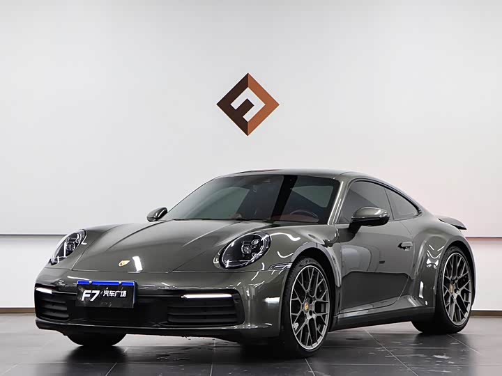 Фото 1 - Porsche 911