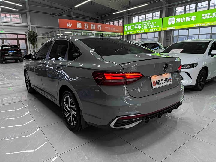 Фото 6 - Volkswagen Lavida