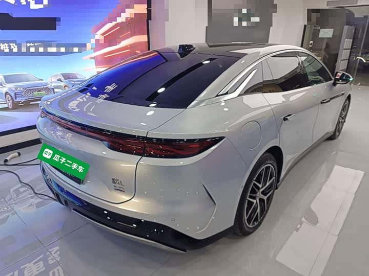 Фото 6 - BYD Han L