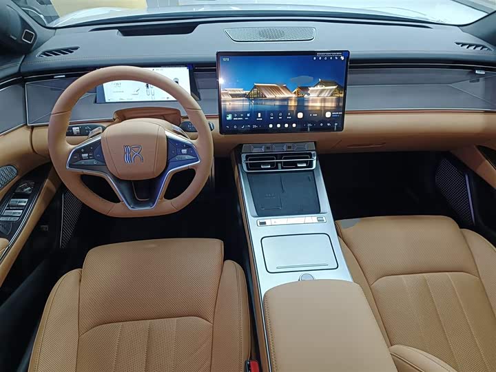 Фото 9 - BYD Han L