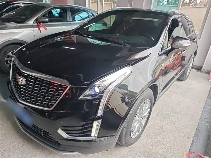 Фото 2 - Cadillac XT5