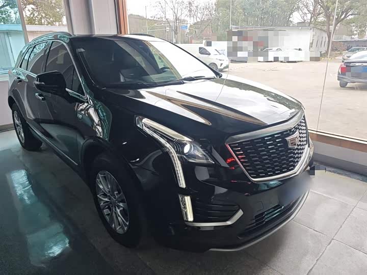 Фото 4 - Cadillac XT5