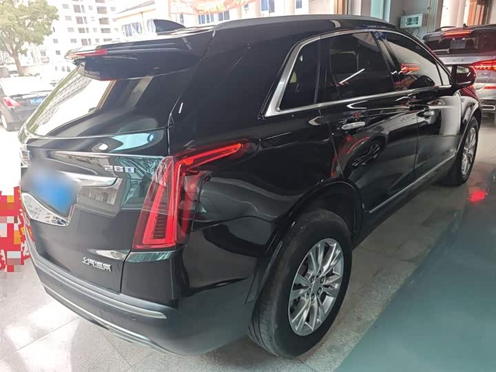 Фото 7 - Cadillac XT5