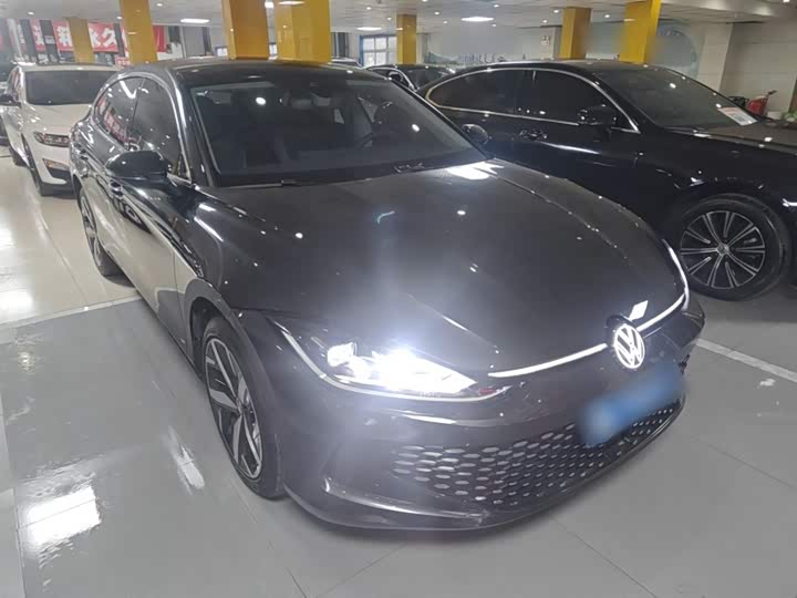 Фото 4 - Volkswagen Lamando L