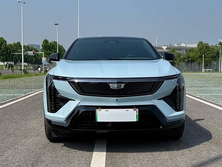 Фото 2 - Cadillac Optiq