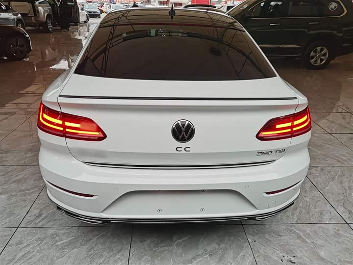 Фото 6 - Volkswagen CC