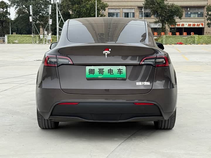 Фото 5 - Tesla Model Y
