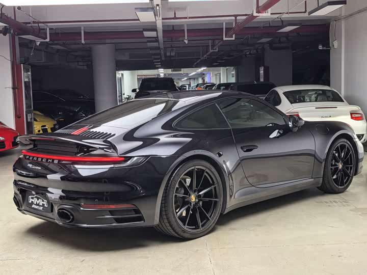 Фото 7 - Porsche 911