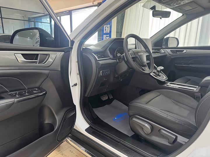 Фото 7 - Haval M6