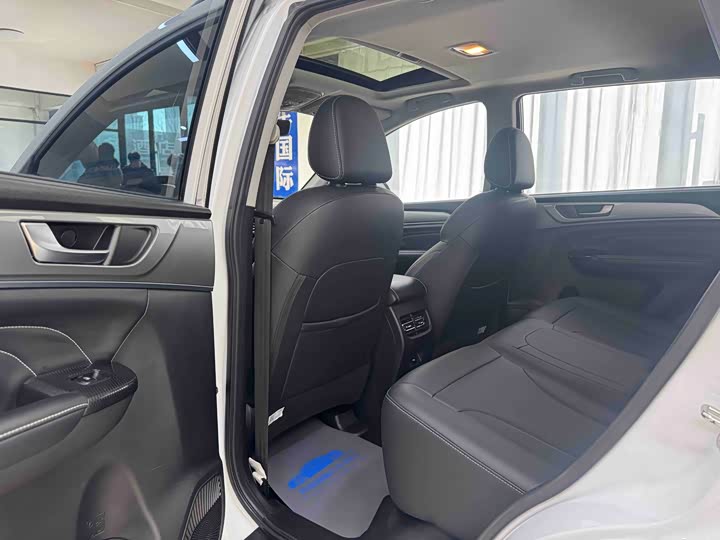 Фото 8 - Haval M6