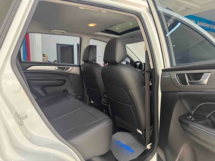 Фото 9 - Haval M6