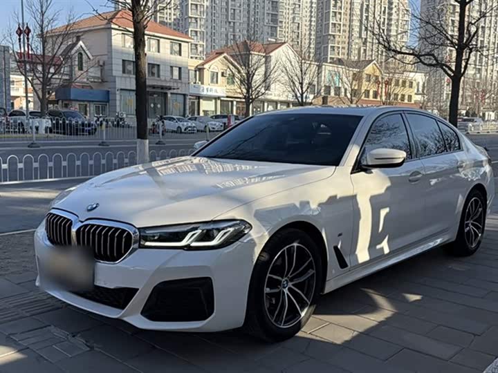 Фото 2 - BMW 5 Series