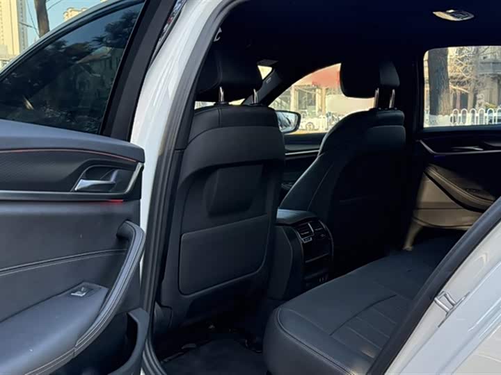 Фото 9 - BMW 5 Series