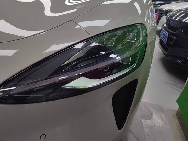 Фото 5 - Xiaomi SU7