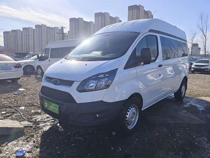 Фото 1 - Ford Transit