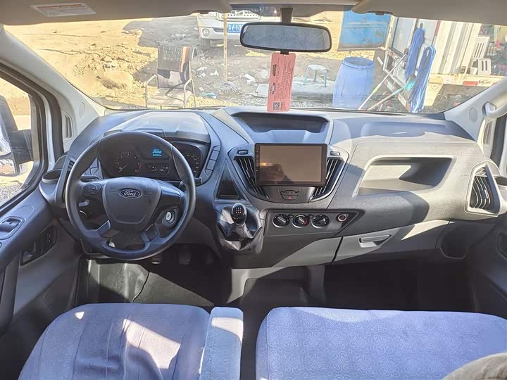 Фото 16 - Ford Transit