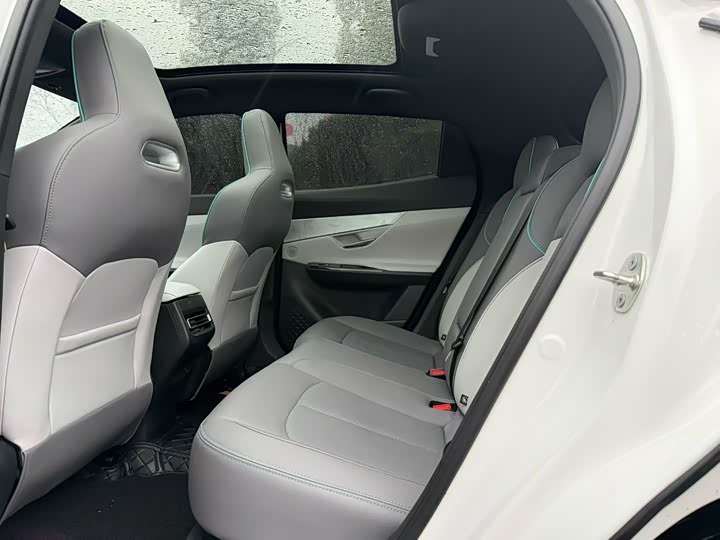 Фото 9 - Changan UNI-T