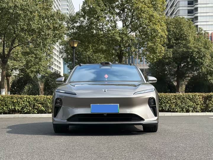 Фото 2 - Nio ET5