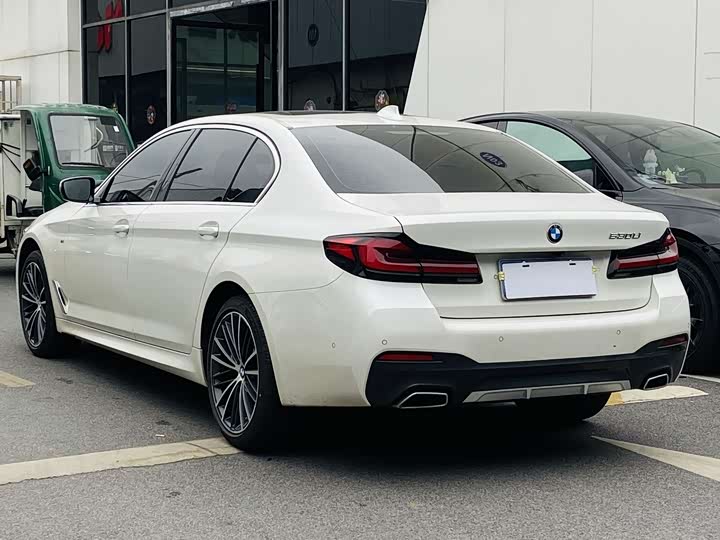 Фото 4 - BMW 5 Series