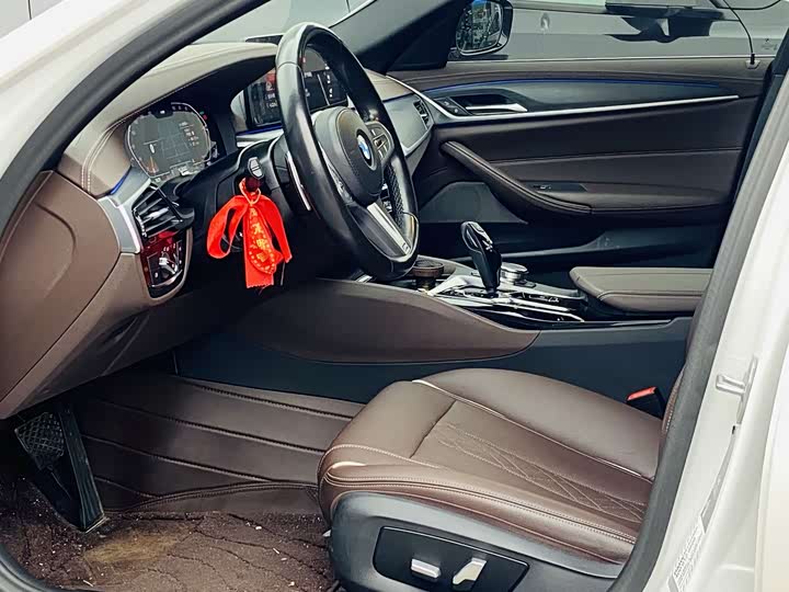 Фото 7 - BMW 5 Series