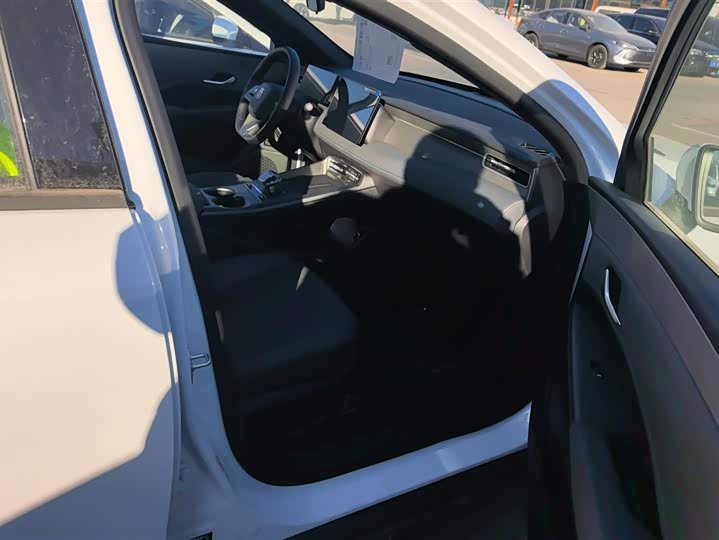 Фото 8 - BYD Qin Plus