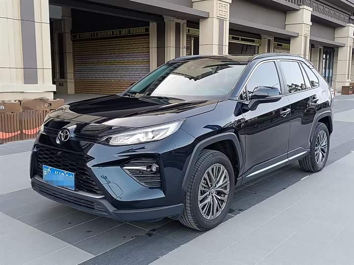 Фото 1 - Toyota Wildlander