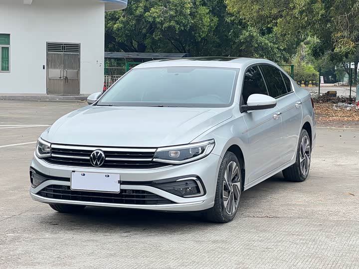 Фото 1 - Volkswagen Bora