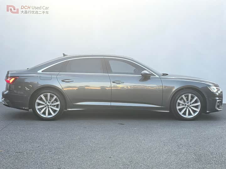 Фото 3 - Audi A6L