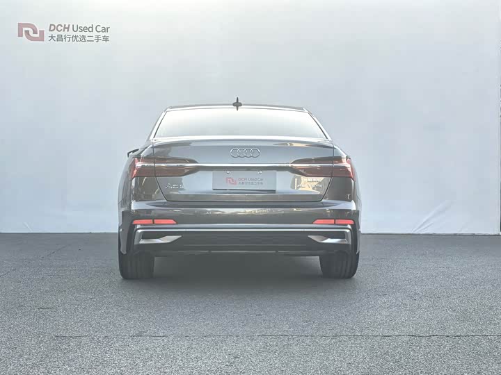 Фото 5 - Audi A6L