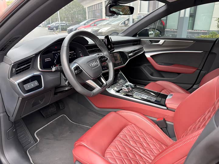 Фото 6 - Audi A7L