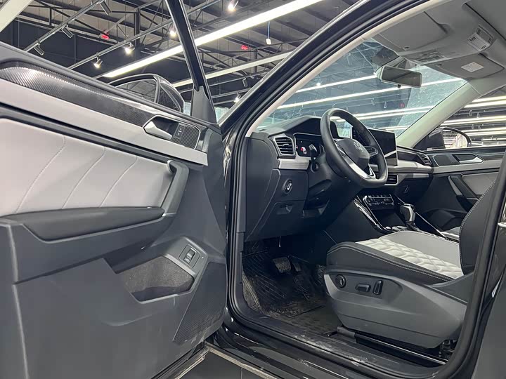 Фото 4 - Volkswagen Tayron