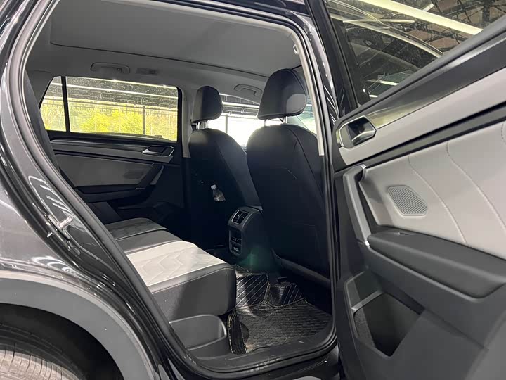 Фото 6 - Volkswagen Tayron