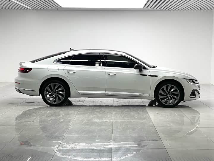 Фото 8 - Volkswagen CC