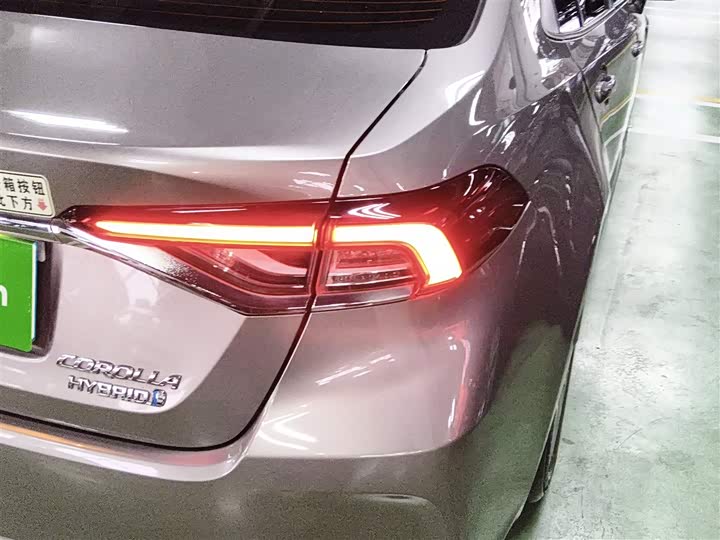 Фото 8 - Toyota Corolla