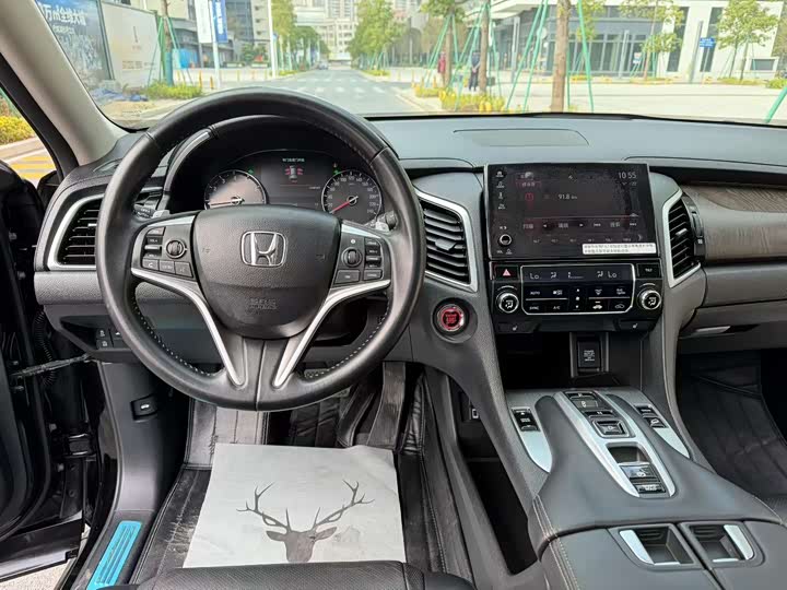 Фото 5 - Honda Avancier