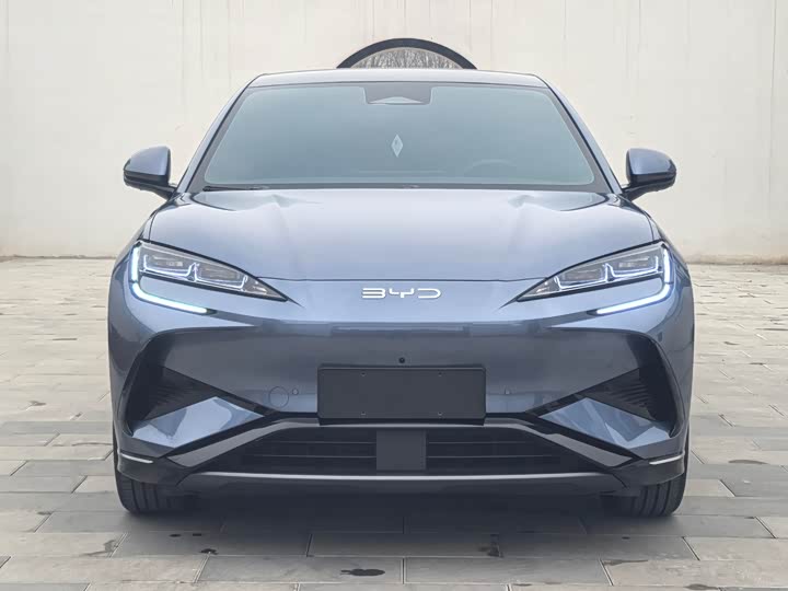 Фото 2 - BYD Sea Lion 07 EV