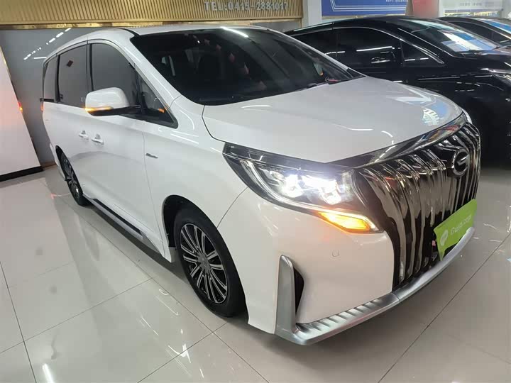 Фото 4 - GAC Trumpchi M8