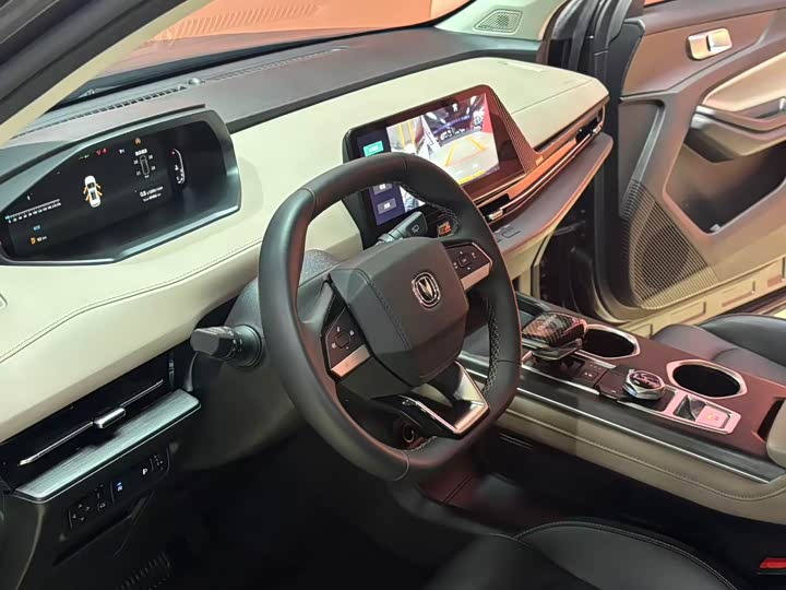 Фото 8 - Changan CS55 Plus