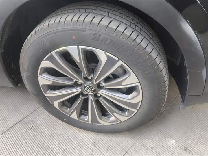 Фото 6 - Buick Envision S