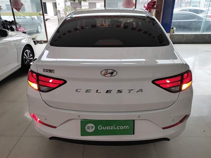 Фото 6 - Hyundai Celesta