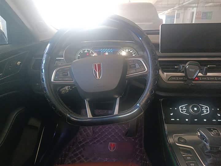 Фото 3 - Hongqi H5