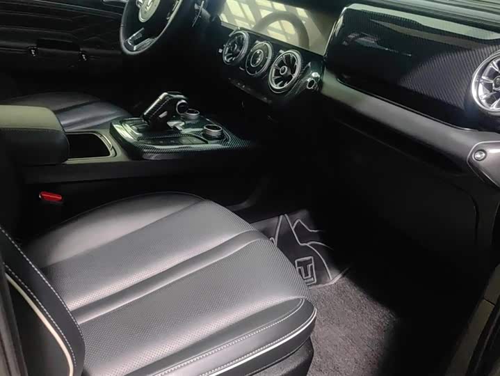 Фото 8 - Tank 300