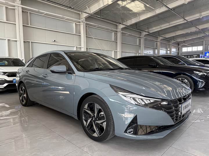 Фото 3 - Hyundai Elantra N line