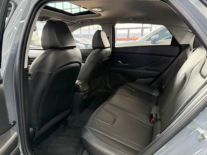 Фото 6 - Hyundai Elantra N line