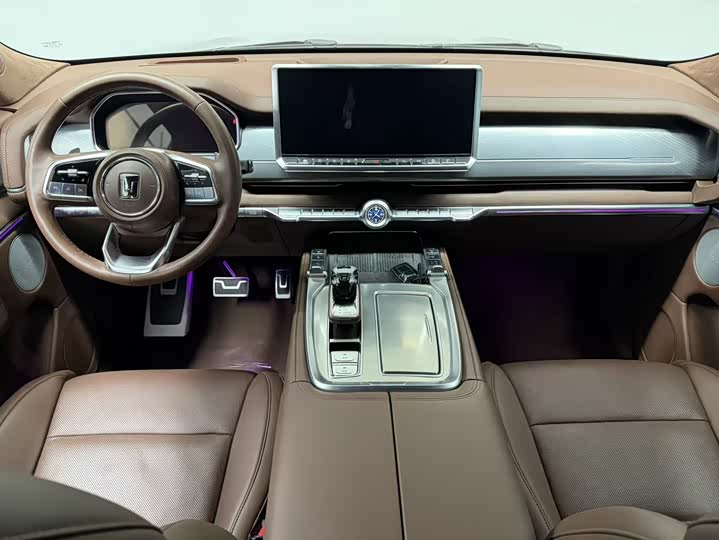 Фото 6 - Tank 700 Hybrid