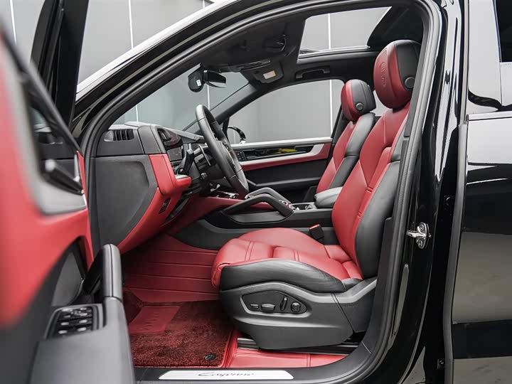 Фото 8 - Porsche Cayenne