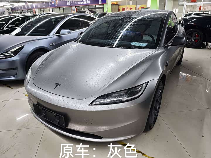 Фото 1 - Tesla Model 3