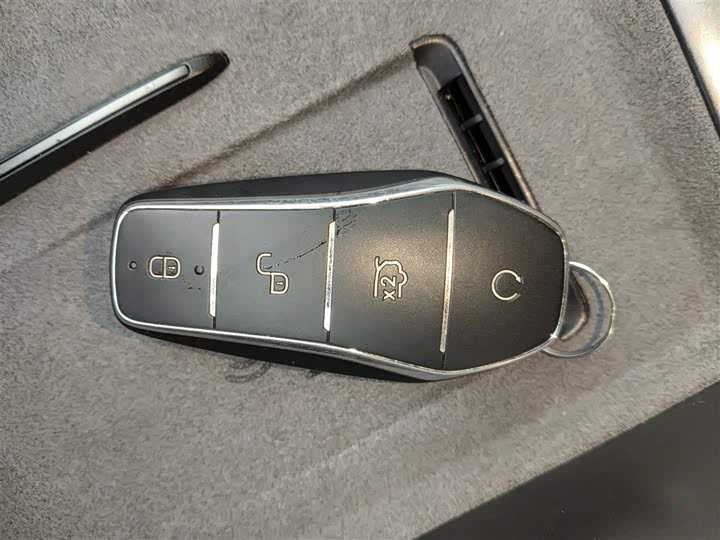 Фото 9 - BYD Song L