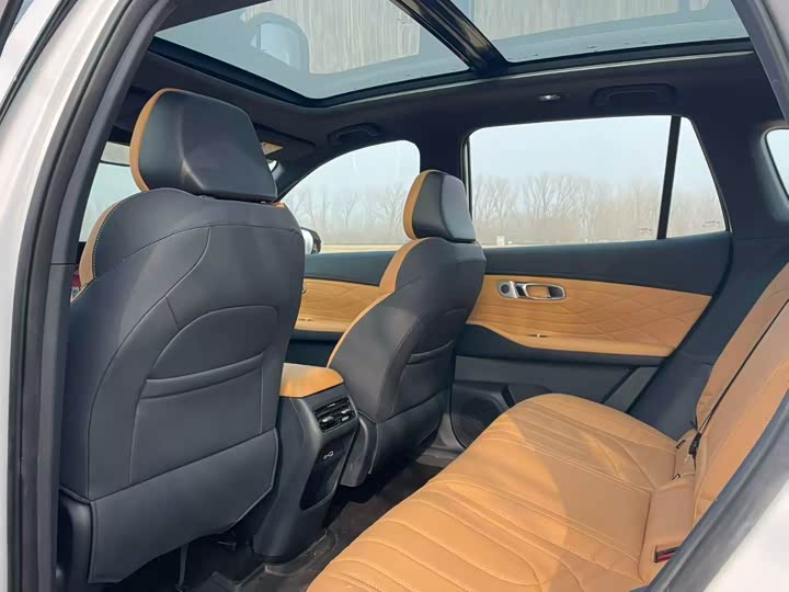 Фото 5 - Geely Galaxy Starship 7